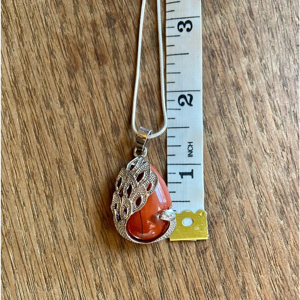 Red jasper gemstone peacock necklace NWOT - Picture 3 of 5